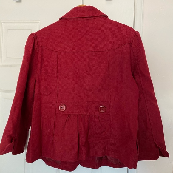 Red coat - Picture 3 of 3